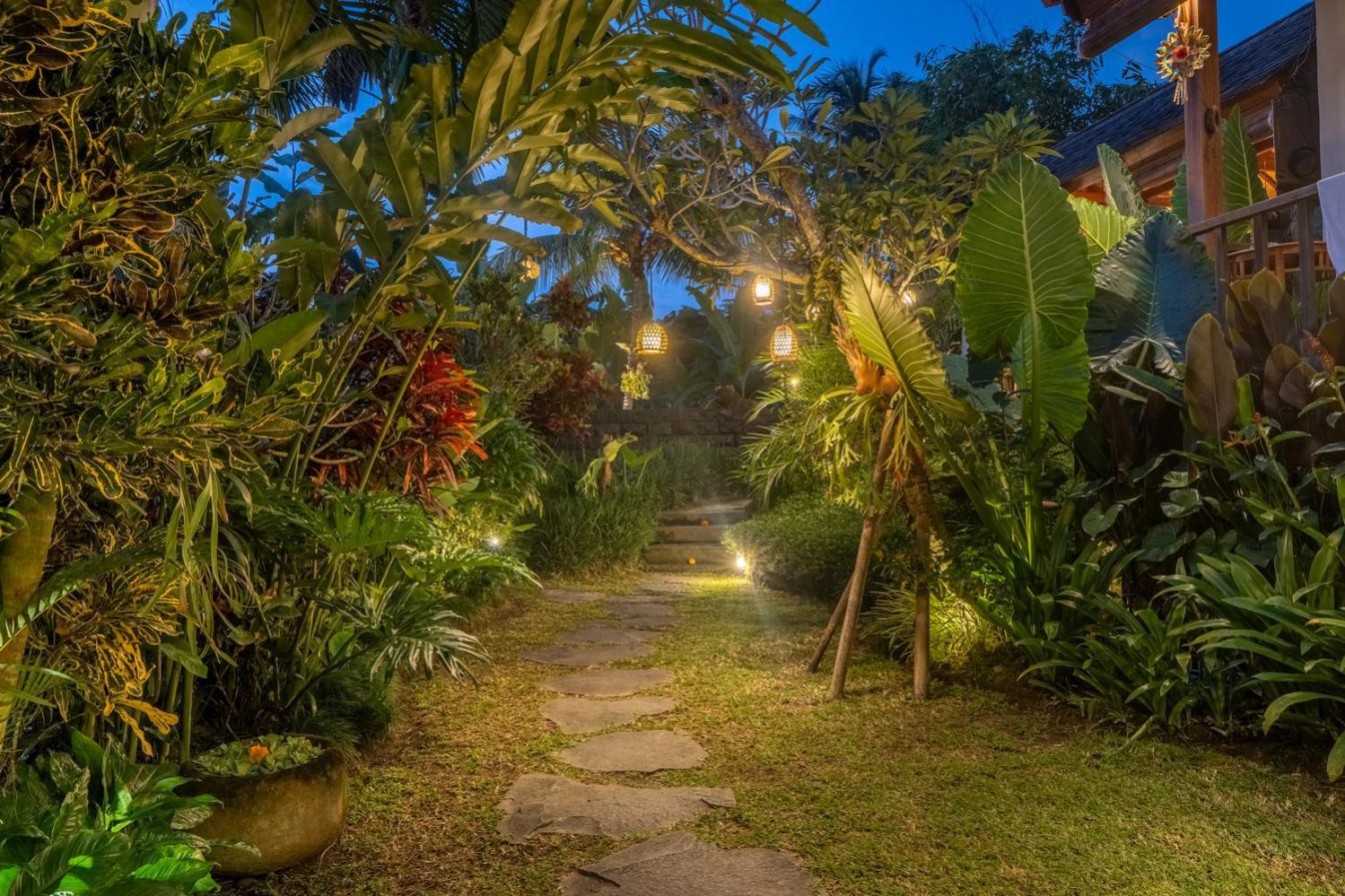 Mahadana Ubud Екстериор снимка